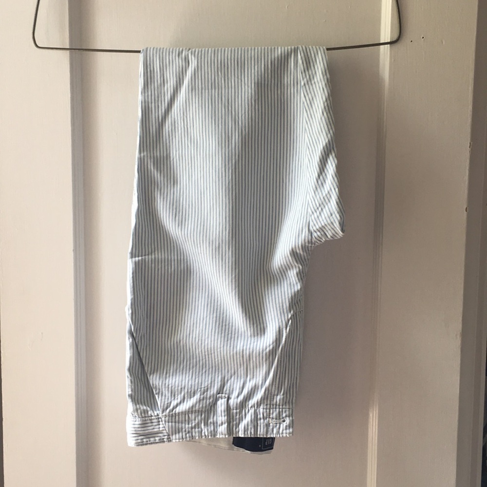 Gap Capri Pants